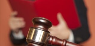 Сколько платить за развод при обращении в ЗАГС или суд?